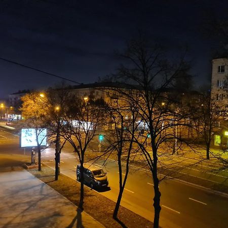 1-Room View Apartment Near Inturist On Sobornyi Avenue 143, By Grandhome Zaporizhia Dış mekan fotoğraf